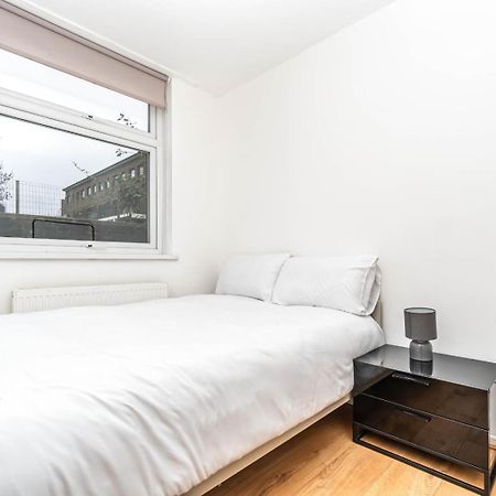 Bright Guest House In Hackney London Exterior foto