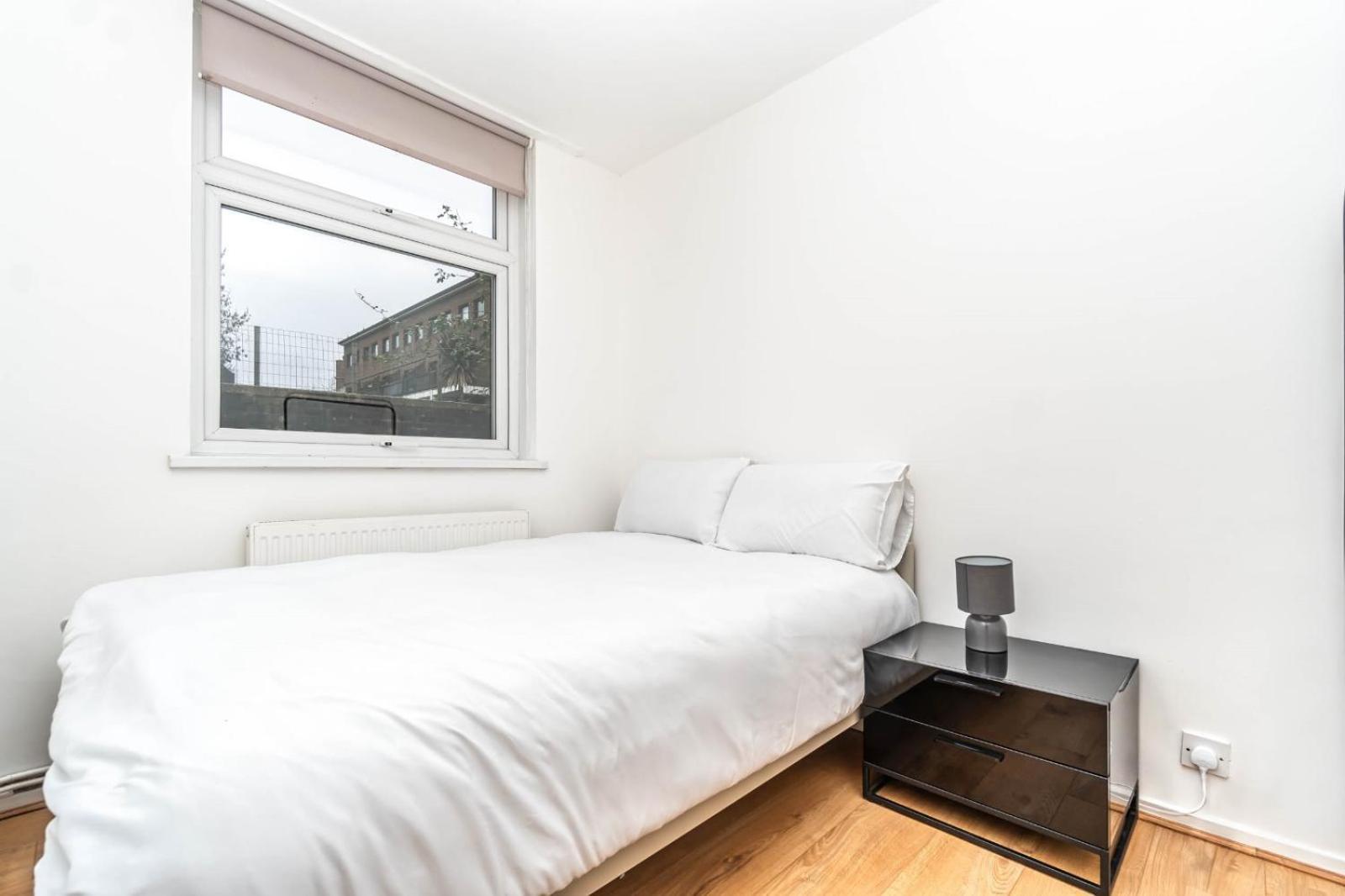 Bright Guest House In Hackney London Exterior foto
